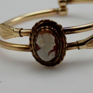 Cameo Victorian Style Bracelet 12k Gold Filled Bates & Bacon